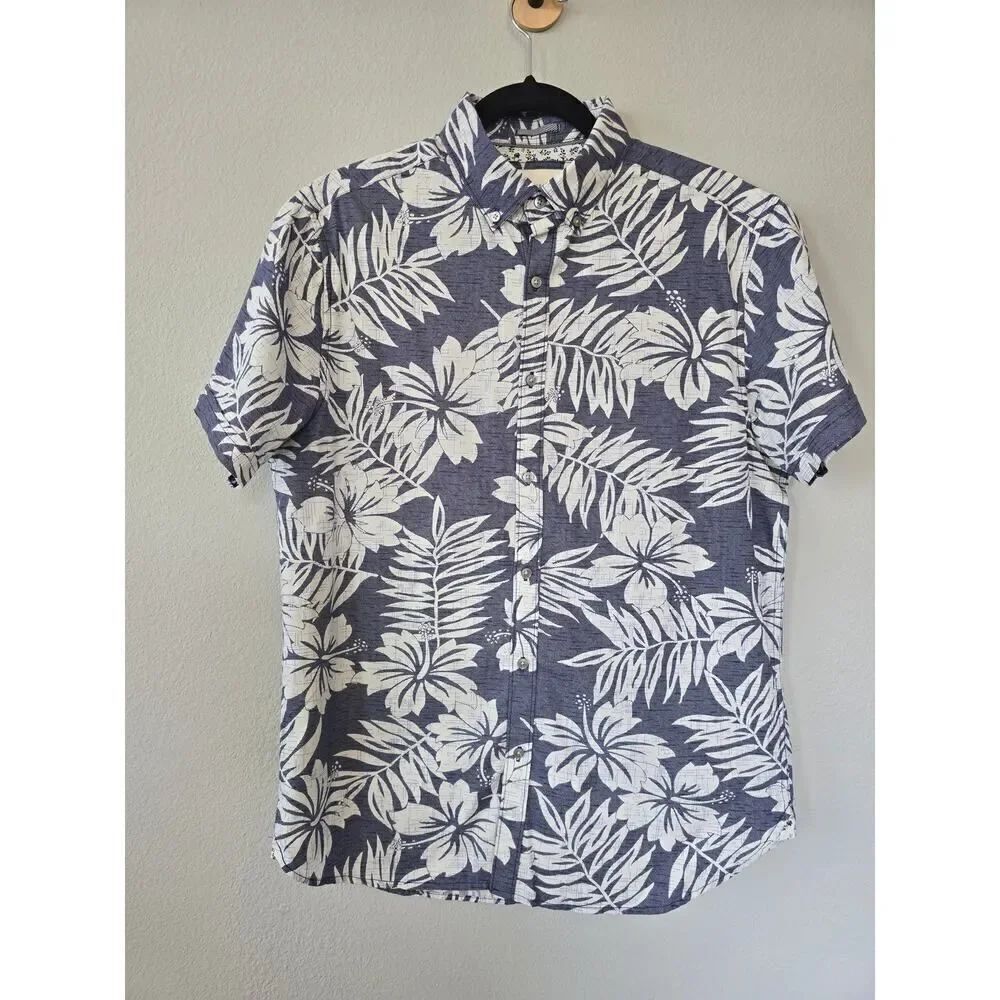 Cactus Man Ricky Singh Hawaiian Shirt M Blue White Floral ButtonUp Summer Cotton